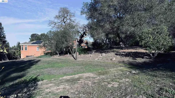 $6,899,000 | 12800 Clausen Court, Los Altos Hills, CA 94024