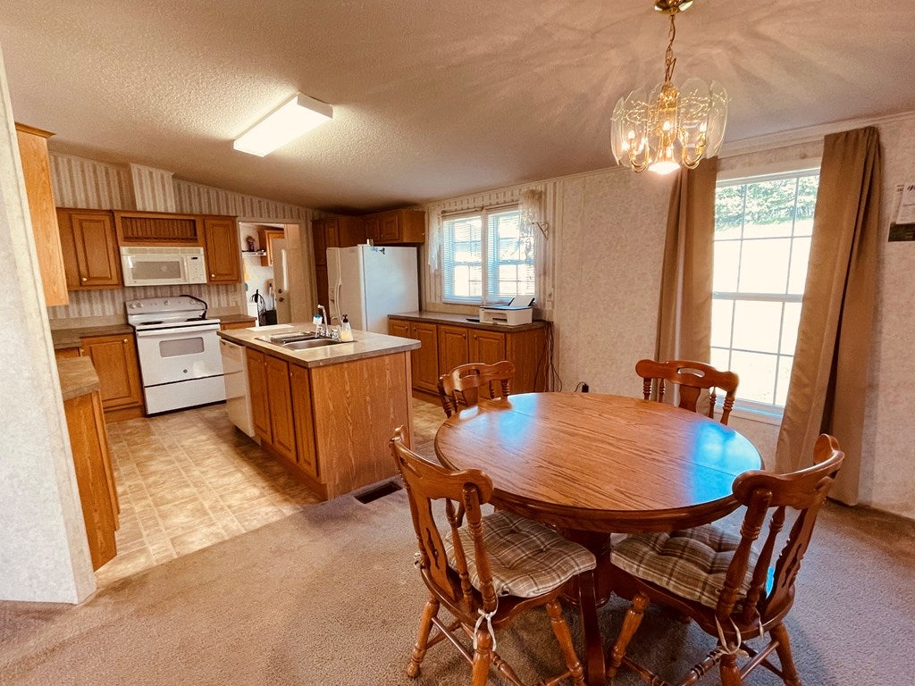 2158 Cedar Springs Road Rural Retreat, VA 24368 - Photo 9 of 55 Gallery Image 9