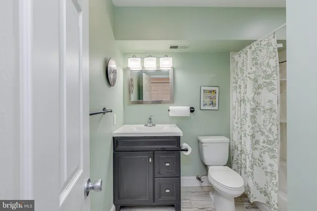 $264,900 | 6 Carter Braxton Bldg, Turnersville, NJ 08012