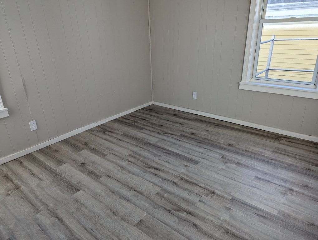 22 Flint Street Fall River, MA 02723 - Photo 25 of 27 Gallery Image 25