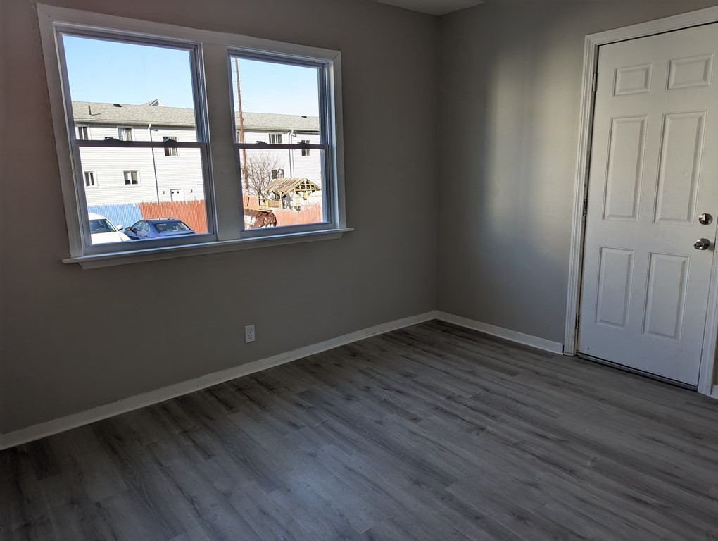 22 Flint Street Fall River, MA 02723 - Photo 4 of 27 Gallery Image 4