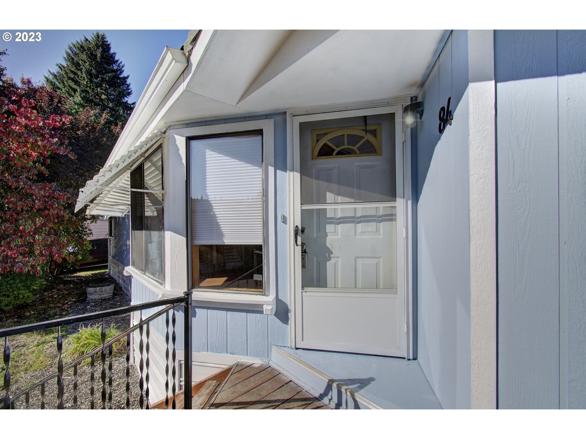 15619 Northeast Caples Road Brush Prairie, WA 98606 - Photo 2 of 27 a view of entryway