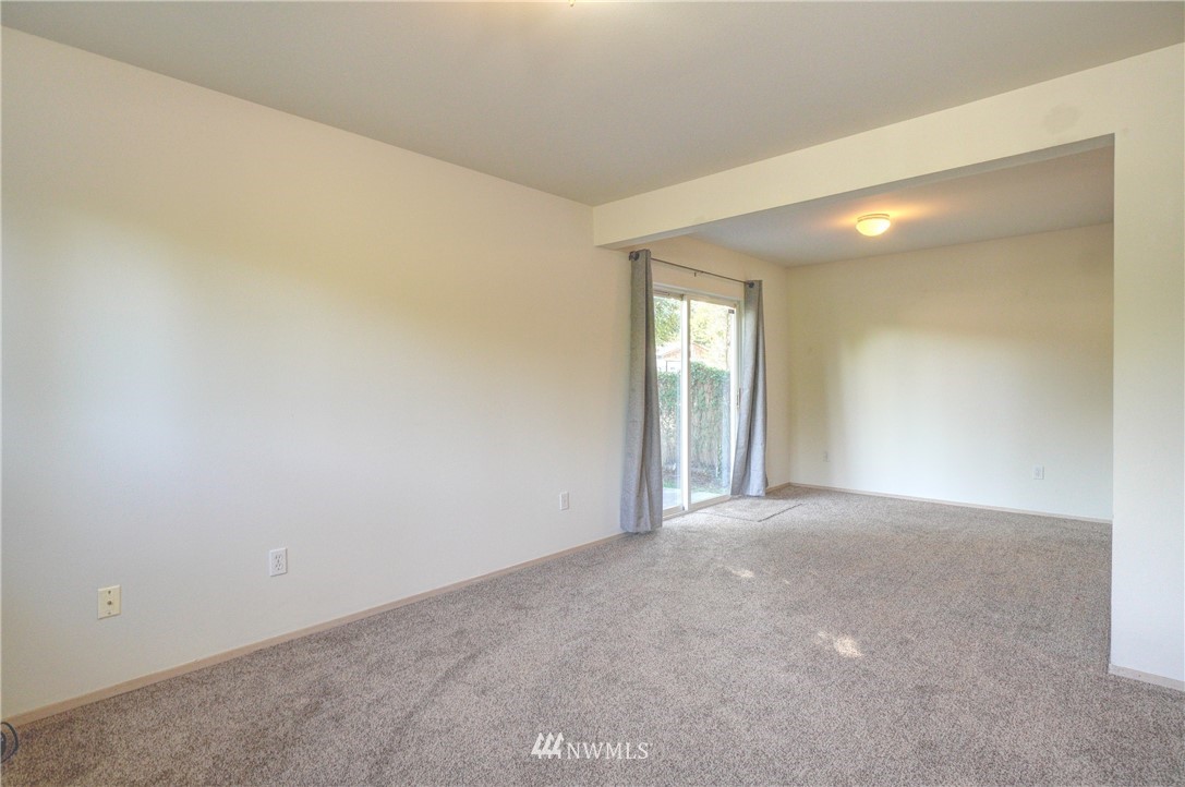 319 R Street Southeast Auburn, WA 98002 - Photo 12 of 37 Gallery Image 12