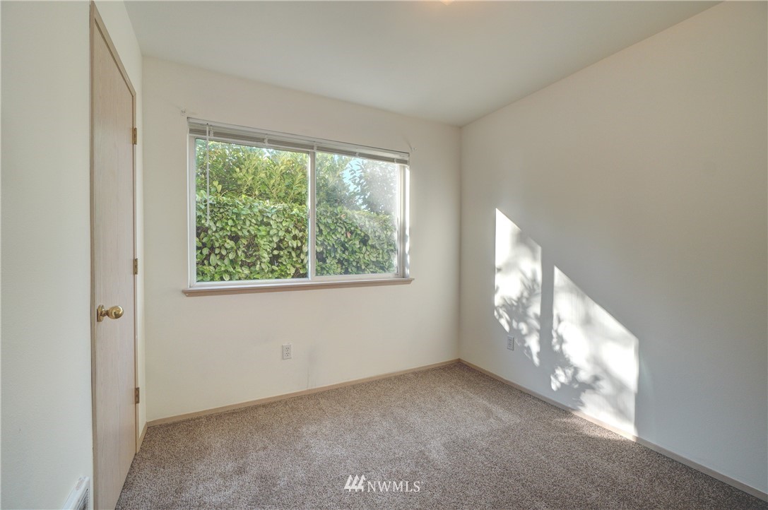 319 R Street Southeast Auburn, WA 98002 - Photo 14 of 37 Gallery Image 14