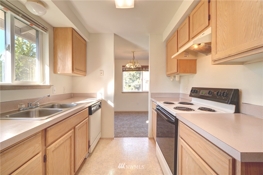 319 R Street Southeast Auburn, WA 98002 - Photo 19 of 37 Gallery Image 19