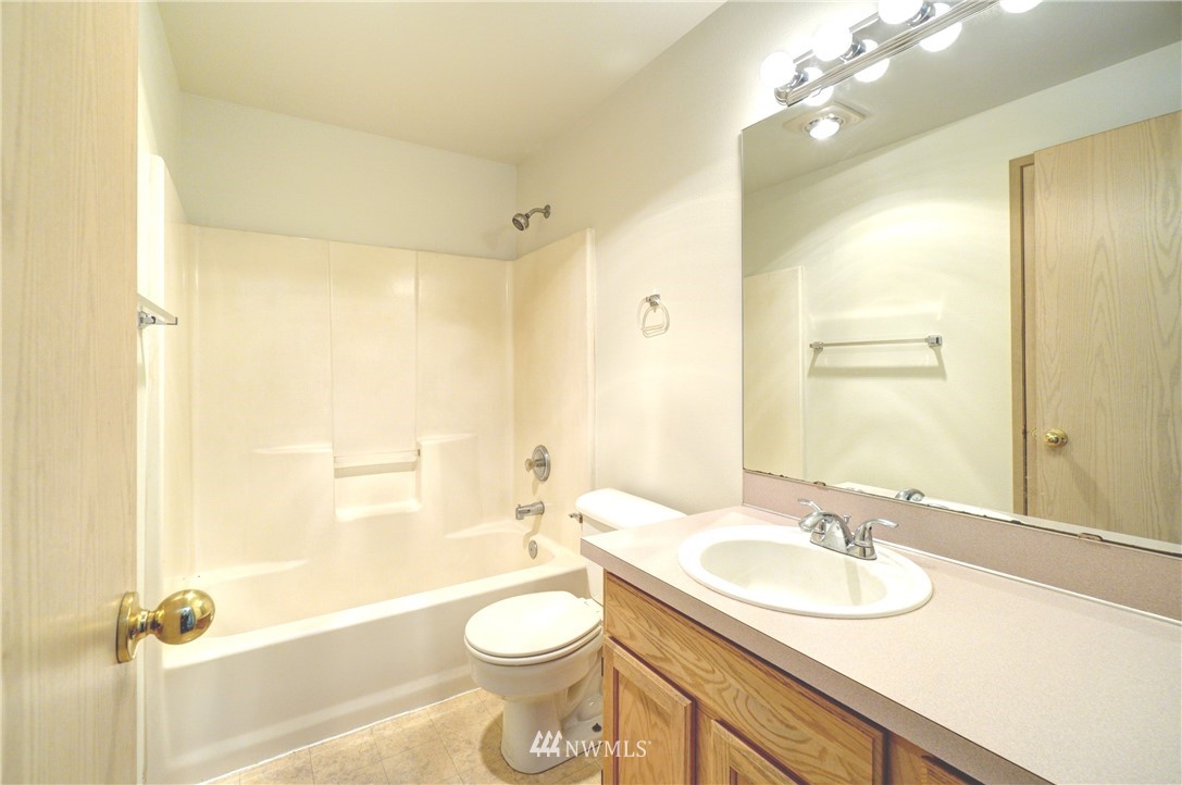 319 R Street Southeast Auburn, WA 98002 - Photo 22 of 37 Gallery Image 22