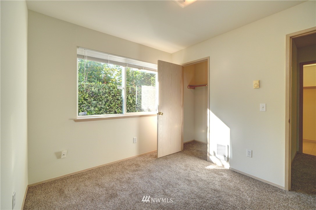 319 R Street Southeast Auburn, WA 98002 - Photo 24 of 37 Gallery Image 24