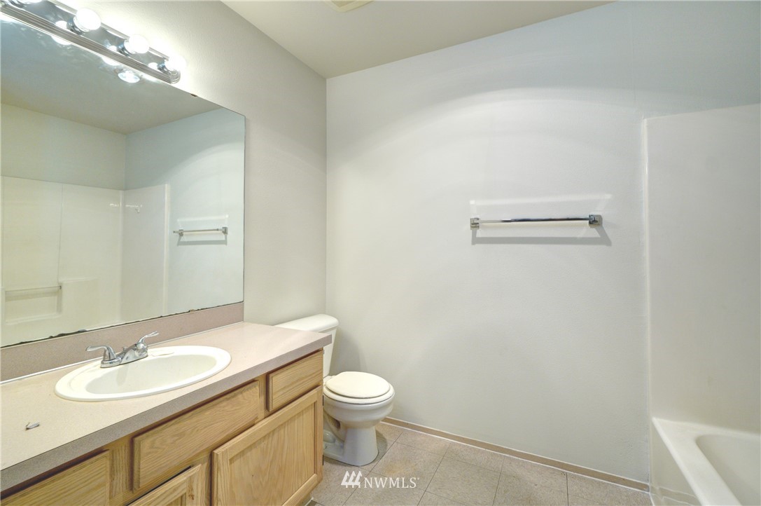 319 R Street Southeast Auburn, WA 98002 - Photo 26 of 37 Gallery Image 26