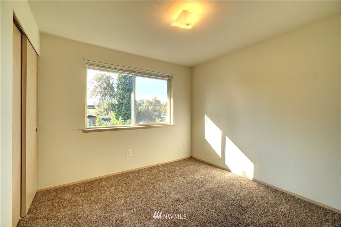 319 R Street Southeast Auburn, WA 98002 - Photo 9 of 37 Gallery Image 9