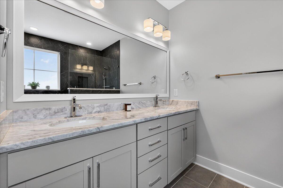 123 Riley Farms Court Summerville, SC 29486 - Photo 21 of 69 28-Taylor Ragusett - DSC01323