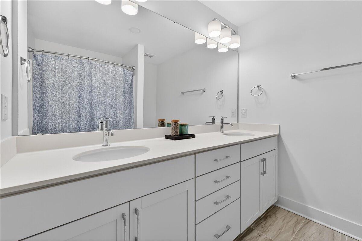 123 Riley Farms Court Summerville, SC 29486 - Photo 27 of 69 36-Taylor Ragusett - DSC01349