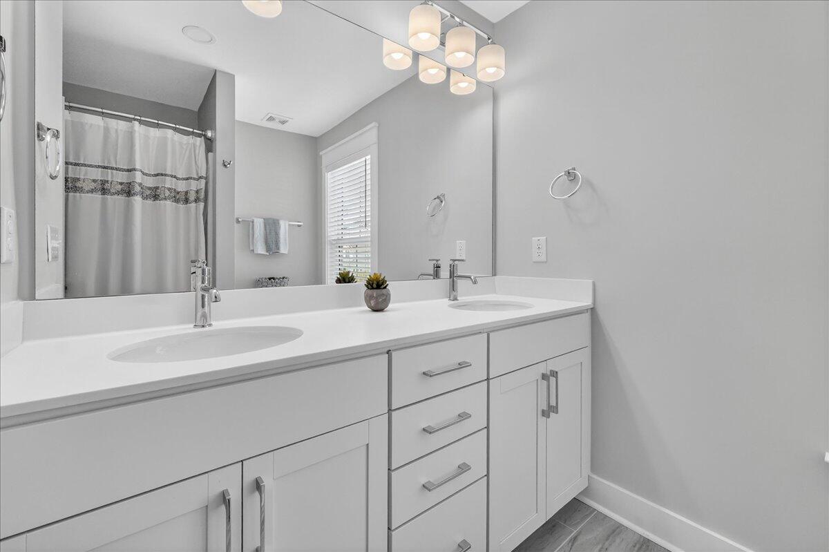 123 Riley Farms Court Summerville, SC 29486 - Photo 32 of 69 43-Taylor Ragusett - DSC01371