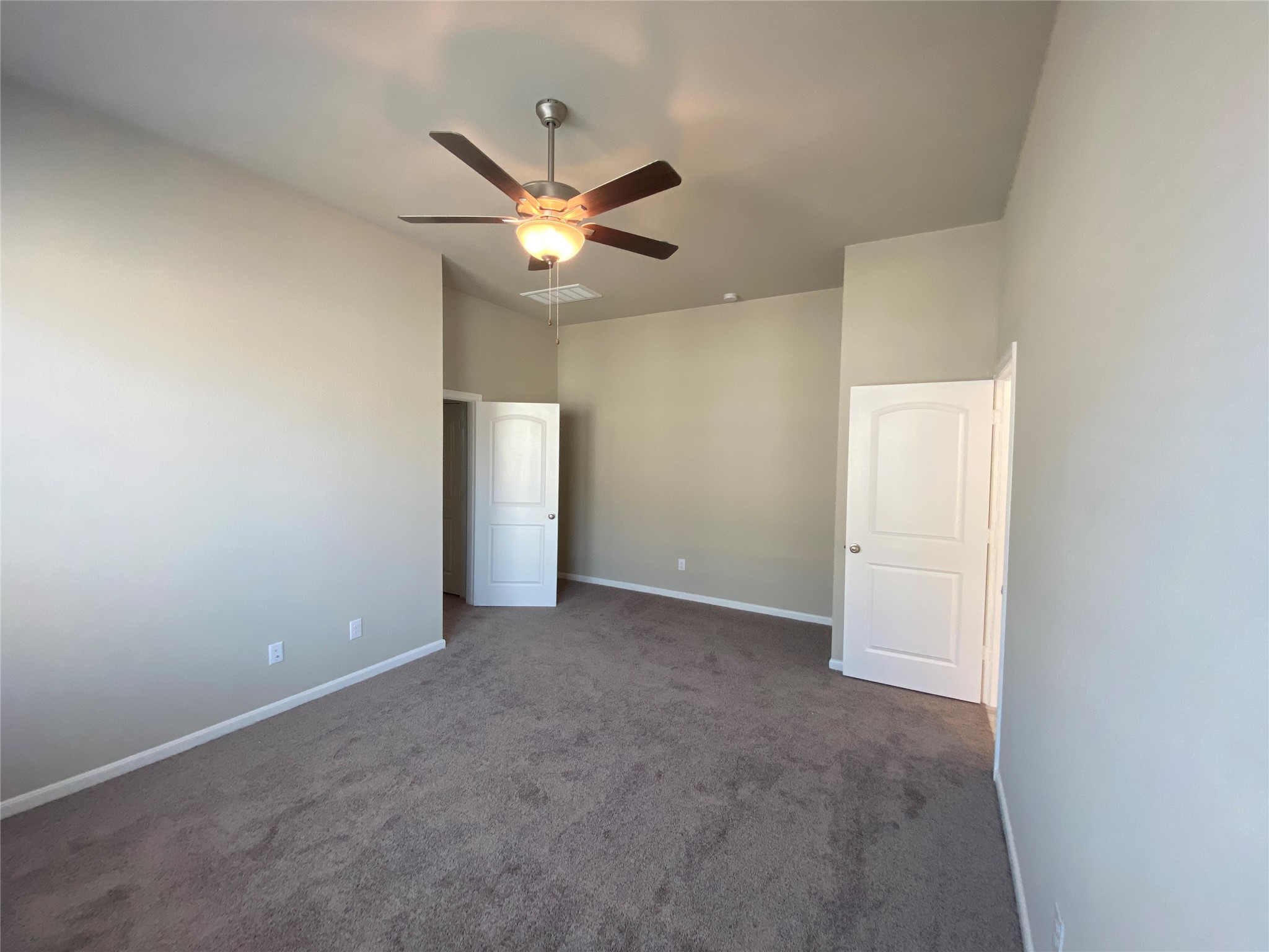 5255 Prairie Terrace Lane Fulshear, TX 77441 - Photo 10 of 28 More of the primary bedroom.