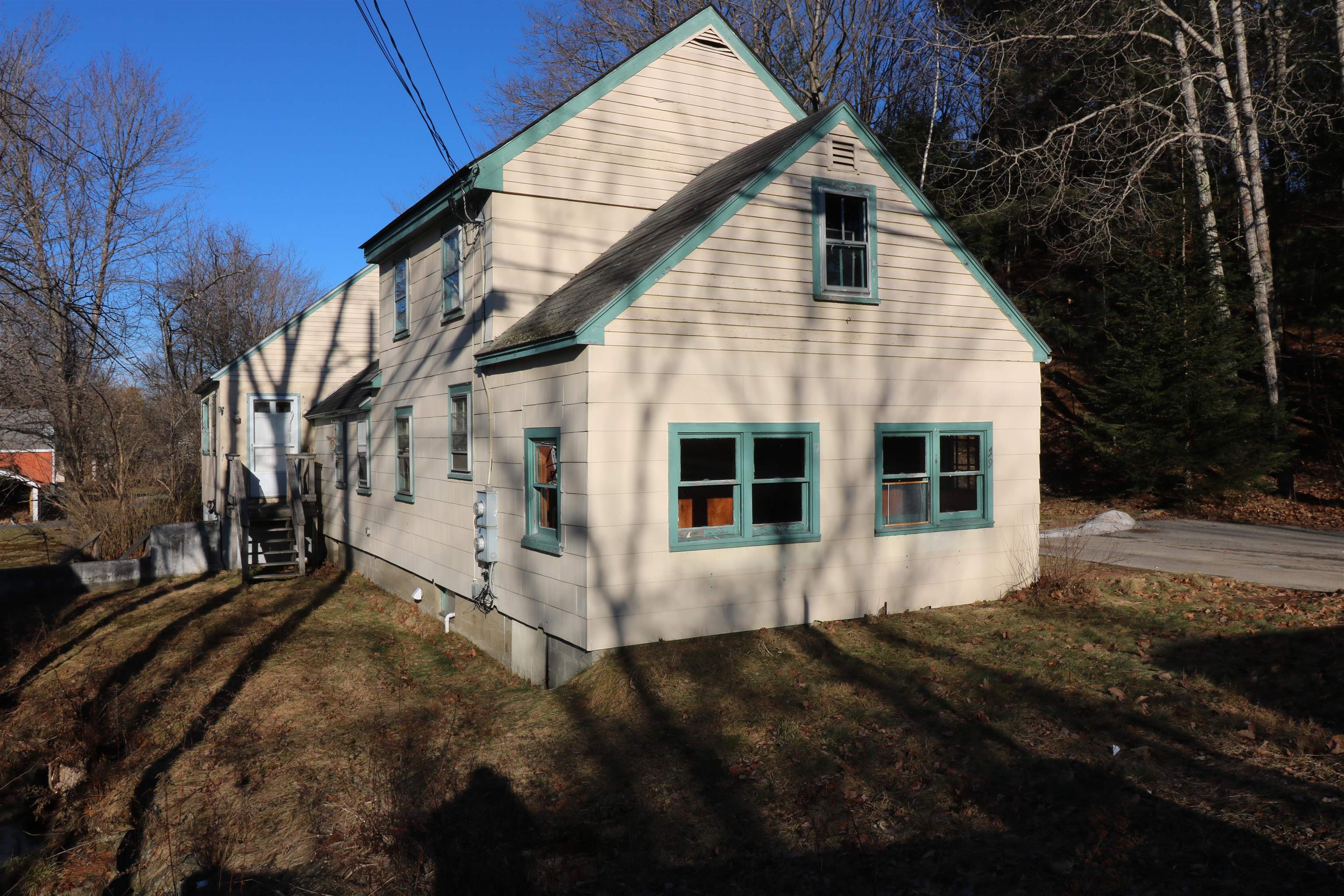 79 Turnpike Road Jaffrey, NH 03452 - Photo 2 of 32