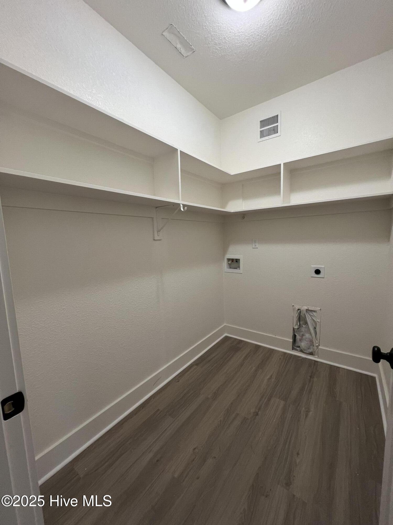 477 North Trotman Road Camden, NC 27921 - Photo 14 of 25 laundry room