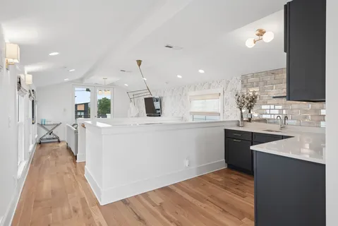 $1,120,000 | 809 45th Avenue North, Nashville, TN 37209