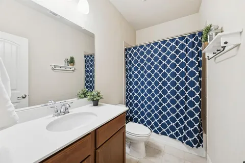 a view of back yard with green space