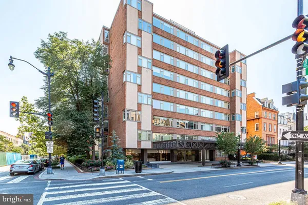 $2,998 | 1545 18th Street Northwest, Unit 403, Washington, DC 20036