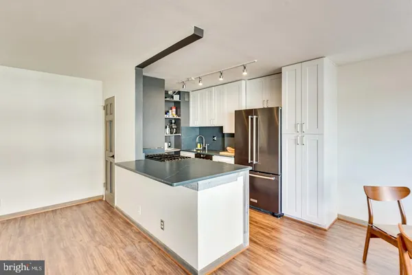 $2,998 | 1545 18th Street Northwest, Unit 403, Washington, DC 20036