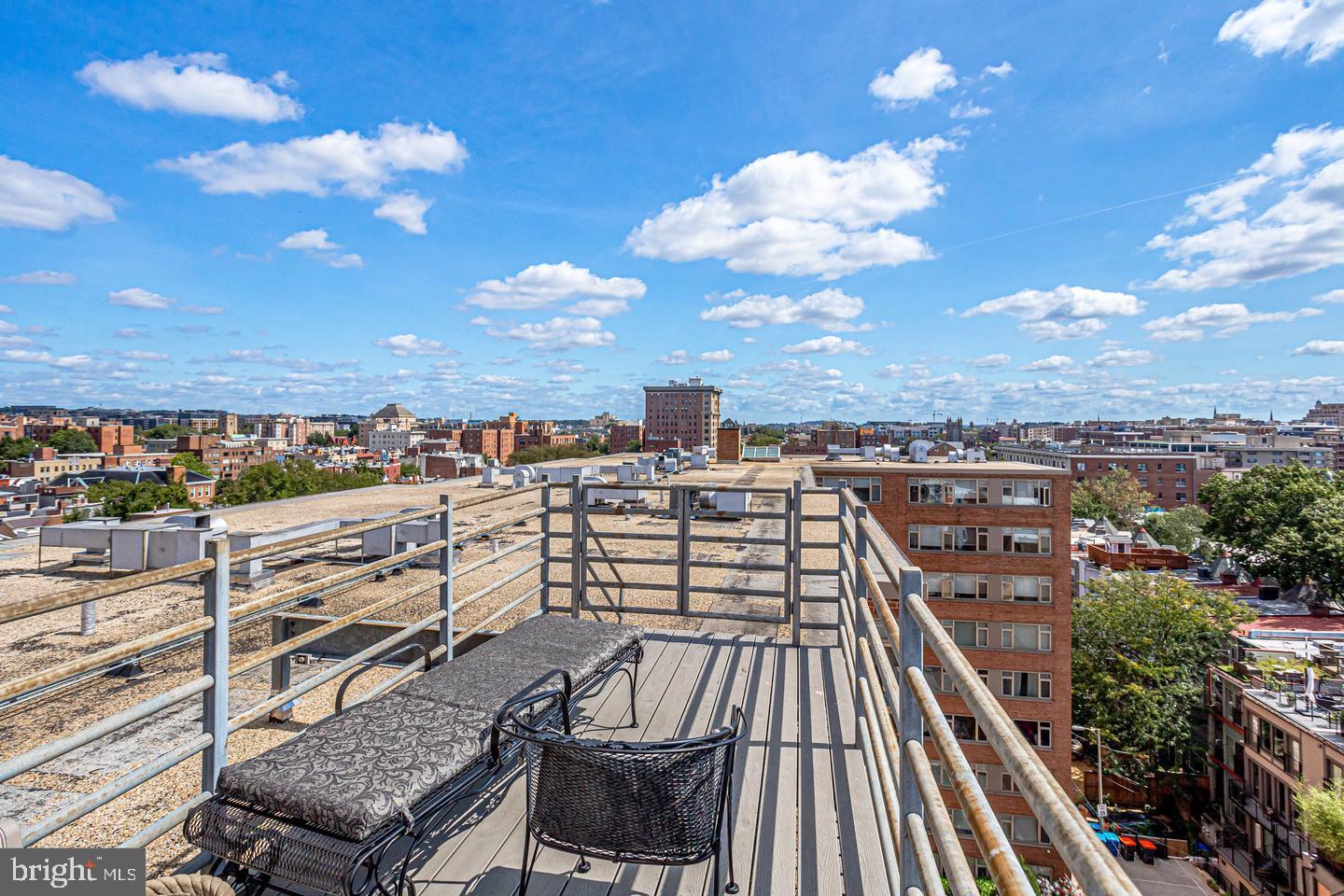 1545 18th Street Northwest, Unit 403 Washington, DC 20036 - Photo 40 of 44 an outdoor view of a building