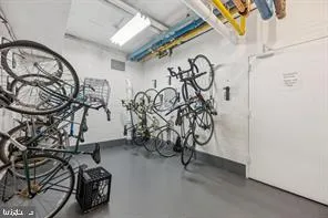 $2,998 | 1545 18th Street Northwest, Unit 403, Washington, DC 20036