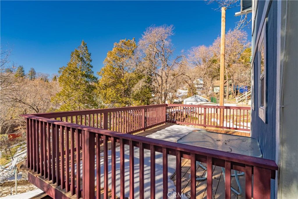 29251 Lake Brook Avenue Cedar Glen, CA 92321 - Photo 5 of 32