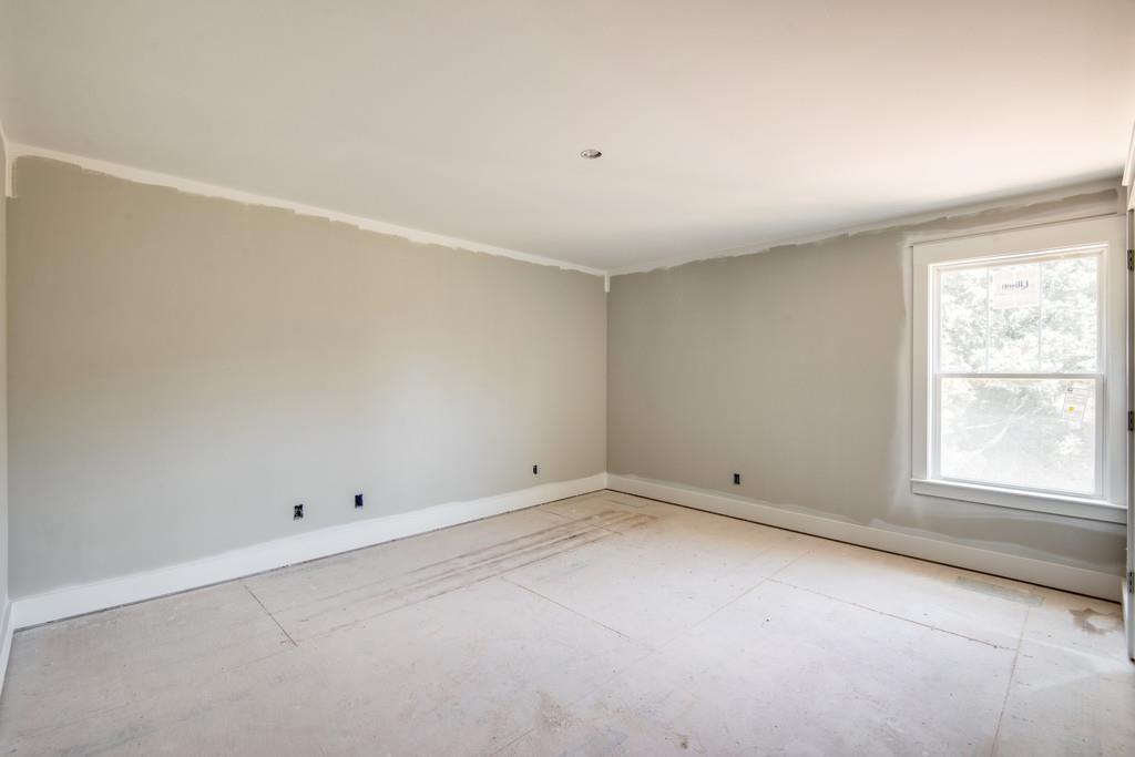 807 Blakemore Road Dickson, TN 37055 - Photo 17 of 26 an empty room with a window