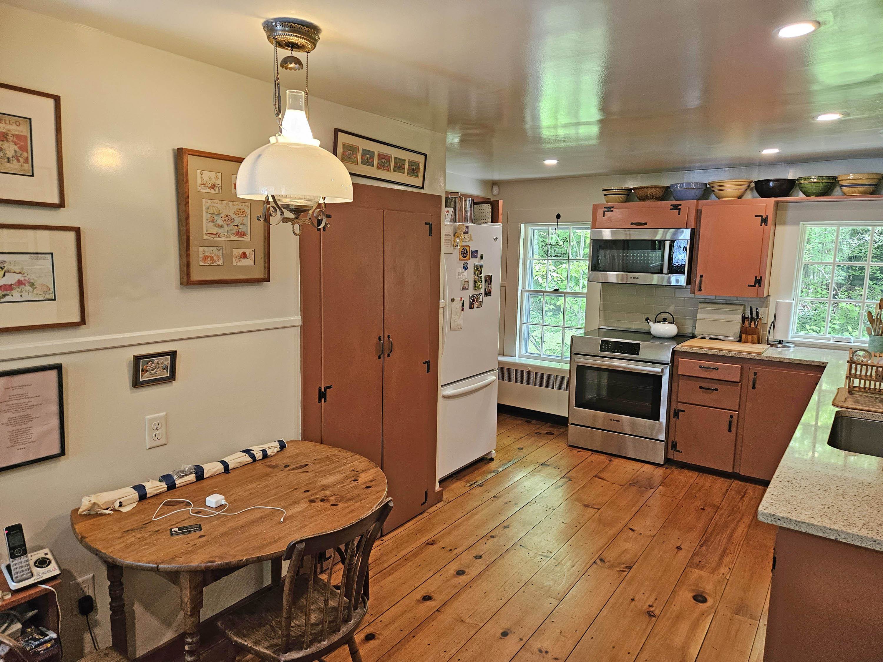 268 South Wardsboro Road Newfane, VT 05345 - Photo 27 of 51