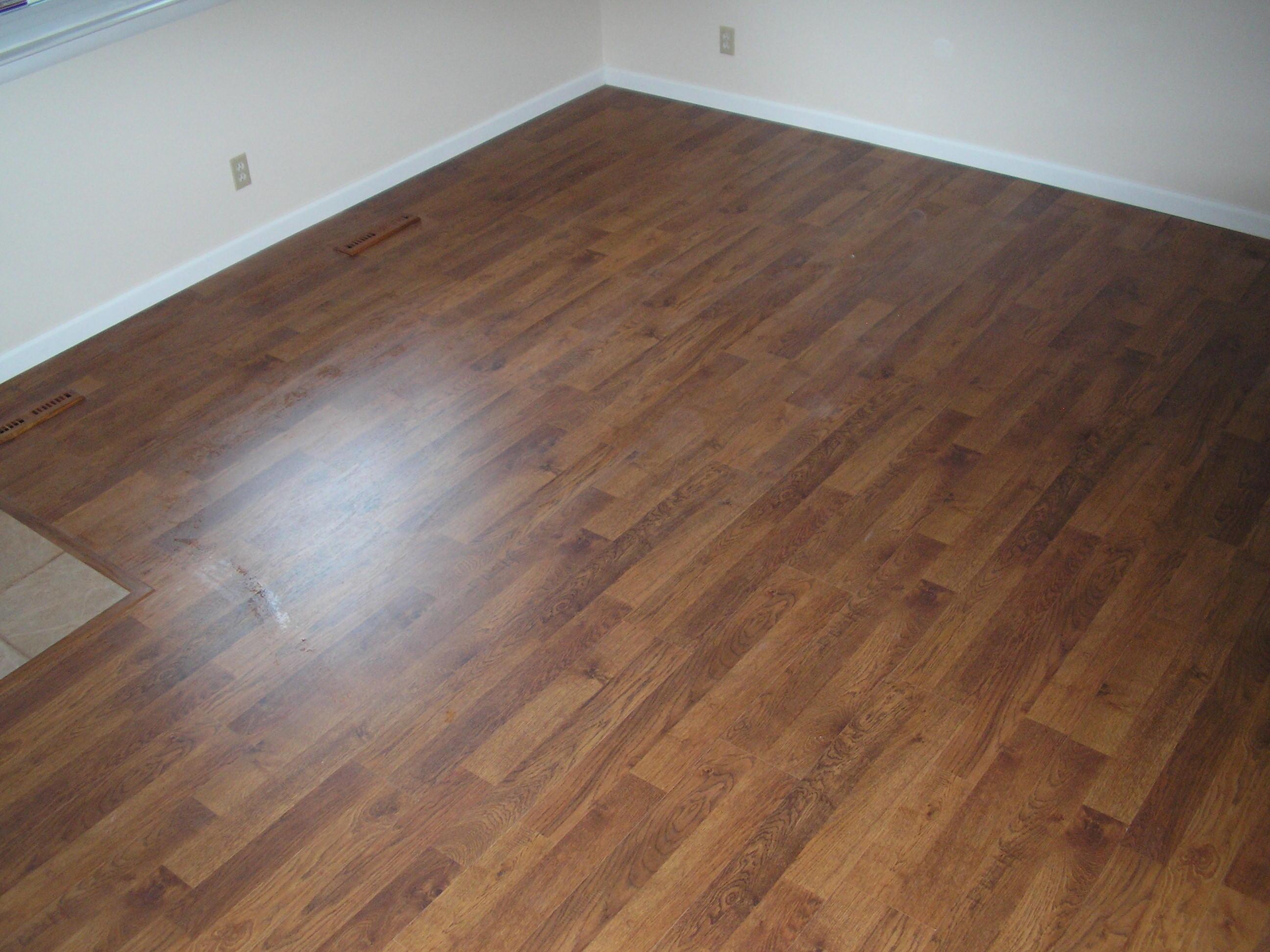 4586 Stonehedge Road Columbus, OH 43231 - Photo 3 of 27