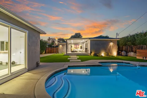 $1,895,000 | 4518 Varna Avenue, Sherman Oaks, CA 91423