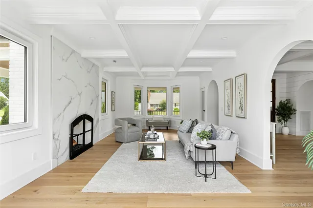 $2,799,000 | 132 Arthur Street, Garden City, NY 11530