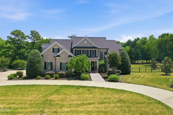 $899,000 | 3356 Winston Drive, Burlington, NC 27215