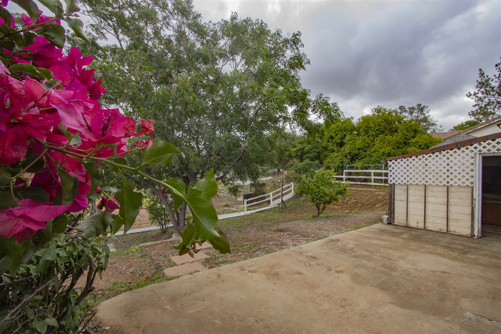 16740 Republican Way Ramona, CA 92065 - Photo 20 of 24