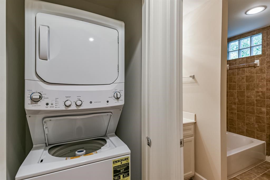 11315 South Main Street, Unit 304 Houston, TX 77025 - Photo 19 of 30