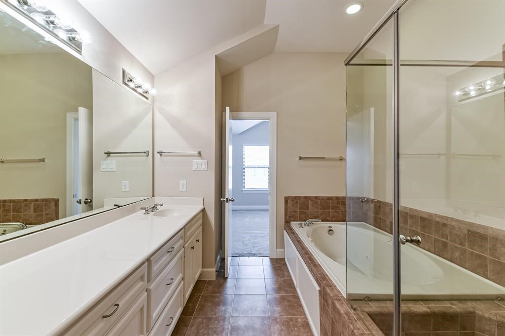 11315 South Main Street, Unit 304 Houston, TX 77025 - Photo 24 of 30