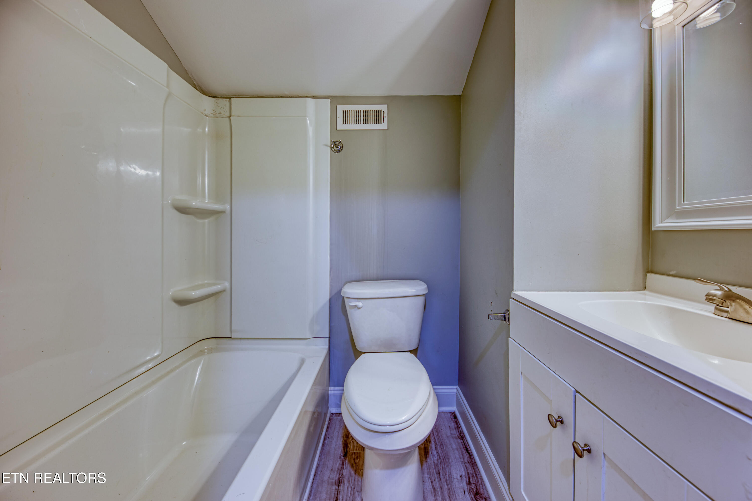 286 Harding Road Harriman, TN 37748 - Photo 14 of 19 0H3A9789_6