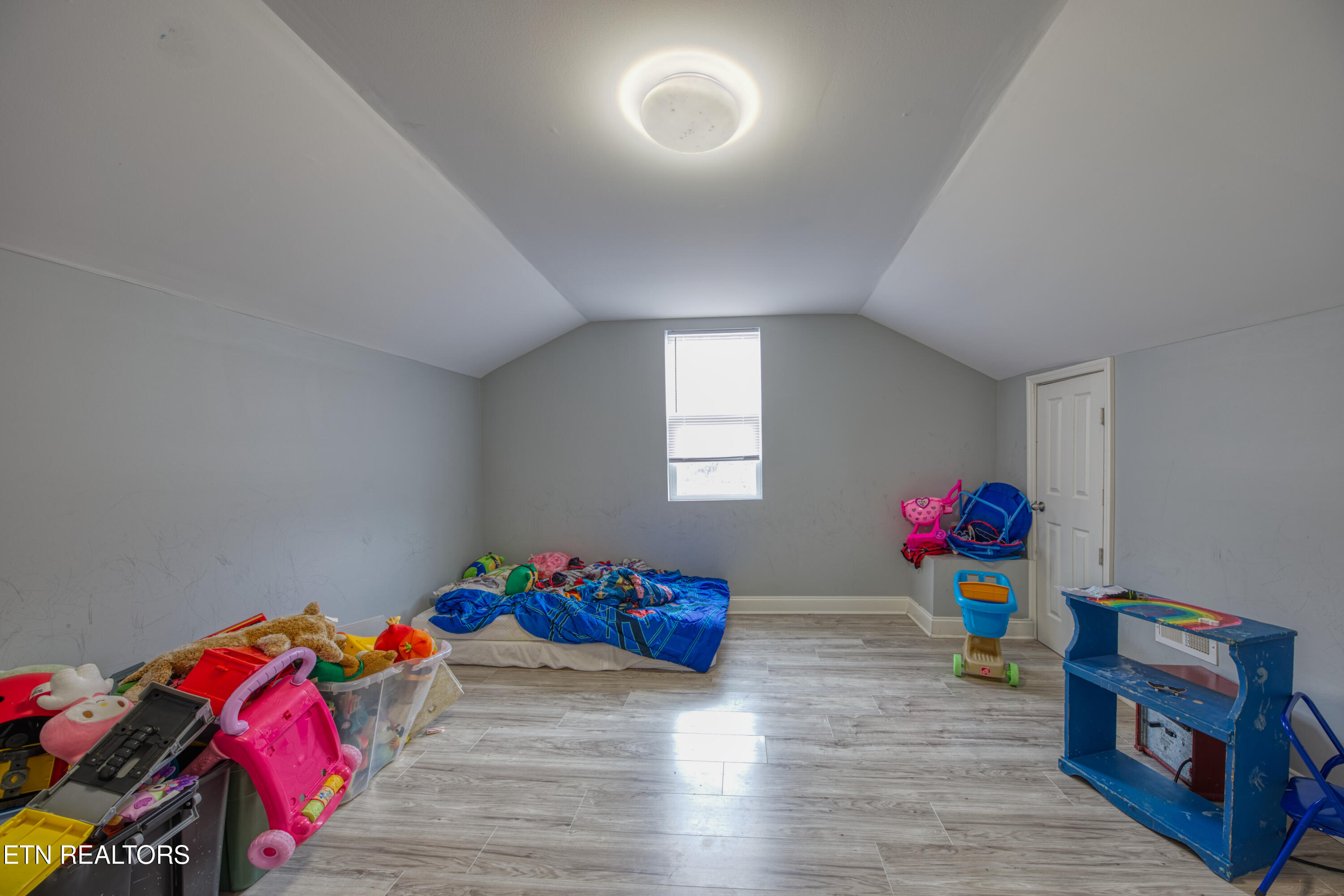 286 Harding Road Harriman, TN 37748 - Photo 9 of 19 0H3A9792_7