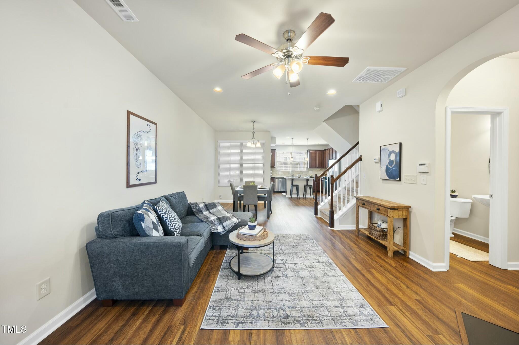 10105 Raven Tree Drive Raleigh, NC 27617 - Photo 4 of 26 tempImageFSUH1j