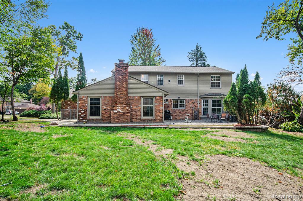 1609 North Kilburn Road Rochester Hills, MI 48306 - Photo 2 of 47 Gallery Image 2
