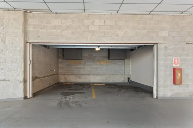 $950,000 | 6 South Laflin Street, Unit 910, Chicago, IL 60607