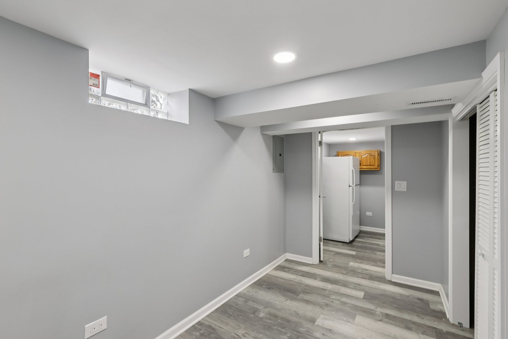 1034 31st Avenue Bellwood, IL 60104 - Photo 21 of 30 a view of an empty room