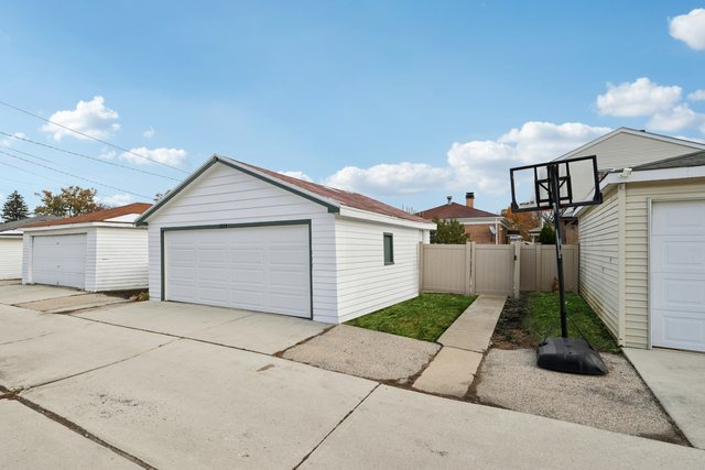 1034 31st Avenue Bellwood, IL 60104 - Photo 28 of 30 a view of a house with a yard