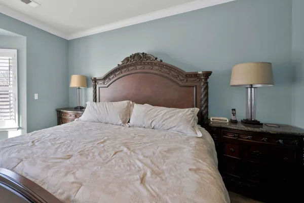 $585,000 | 1397 Empress Lane, Redding, CA 96002