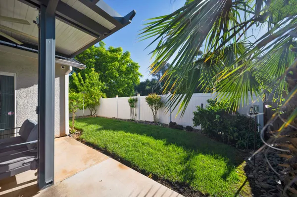 $585,000 | 1397 Empress Lane, Redding, CA 96002