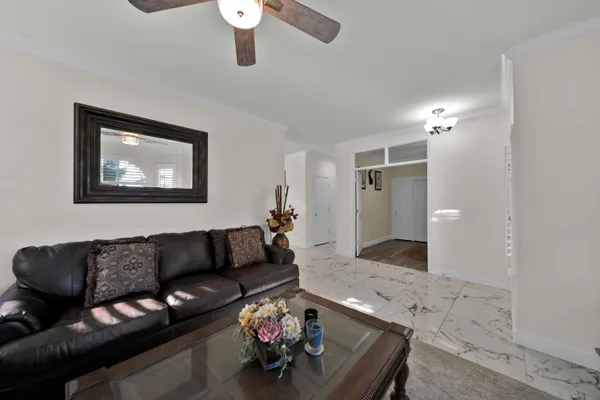 $585,000 | 1397 Empress Lane, Redding, CA 96002