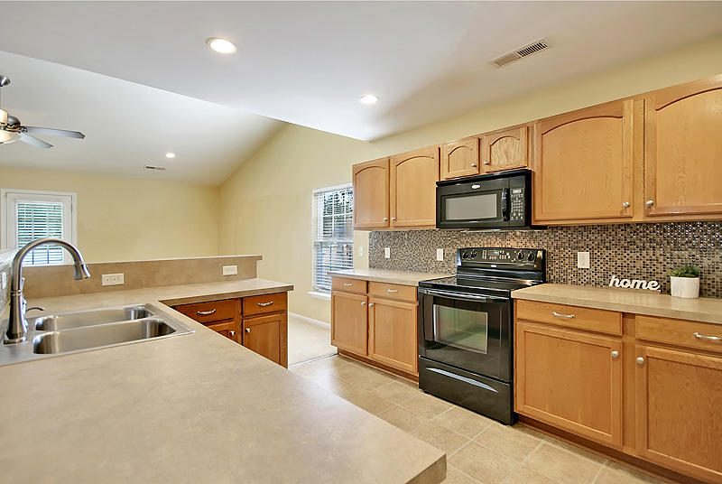 351 Deep River Road Summerville, SC 29486 - Photo 12 of 34 IMG_7066_IMG_7070-copy