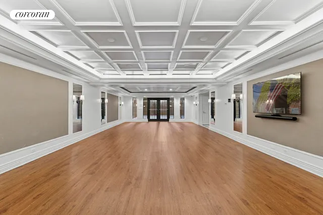 $15,900,000 | 535 West End Avenue, Unit 10 | Upper West Side