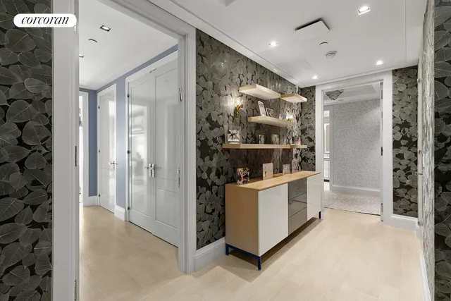 $15,900,000 | 535 West End Avenue, Unit 10 | Upper West Side