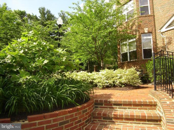 10226 Rutland Round Road, Unit 27 Columbia, MD 21044 - Photo 24 of 30 Community Amenities 2