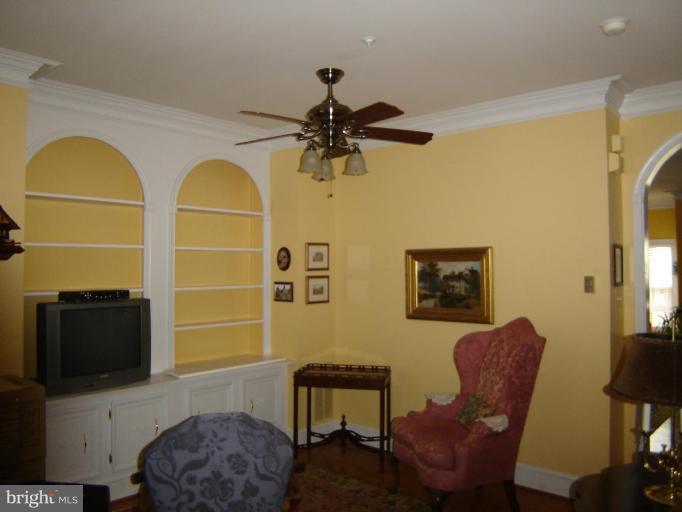 10226 Rutland Round Road, Unit 27 Columbia, MD 21044 - Photo 4 of 30 Family Room